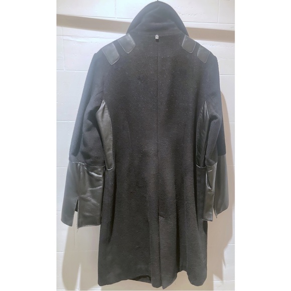 RUDSAK knee length fleece and genuine leather coat - Picture 4 of 11